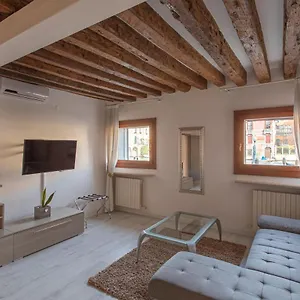 https://canaletto-apartment-rialto.hotelslidodijesolo.com